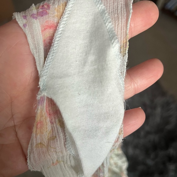 Very Rare & Vintage Victoria’s Secret Angels 100% Silk Panties Size Medium - Picture 8 of 8